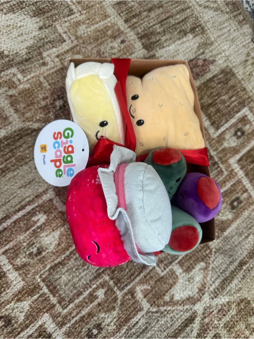 New GiggleScape Children’s Charcuterie Box 4 Plush Cheese, Olives, Jam, Crackers